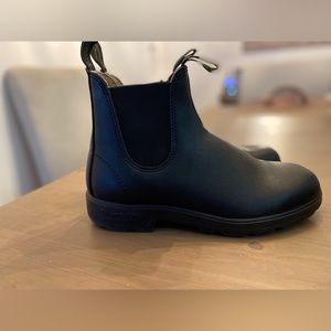 Blundstone Original Vegan size Aus 6.5, US ladies 9